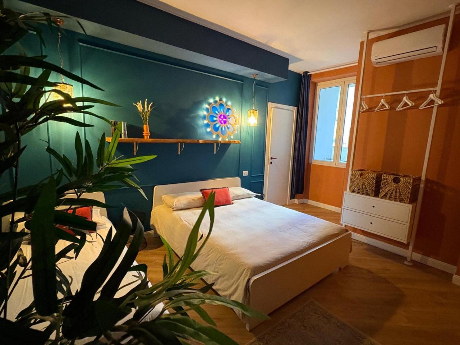 Art N Shelter Apartament Bari Exterior photo